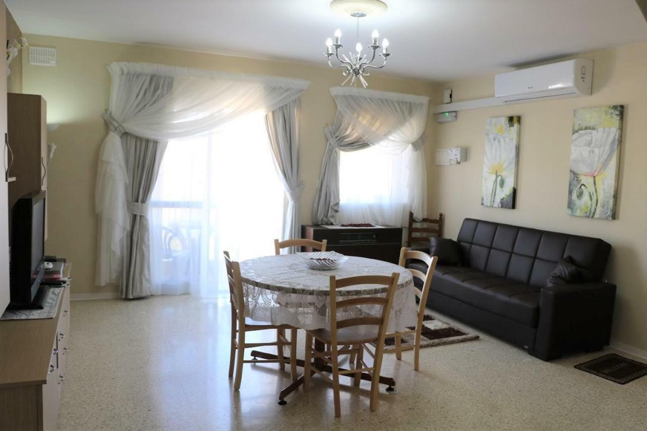 Sea Front Apartment Marsaskala Exterior photo